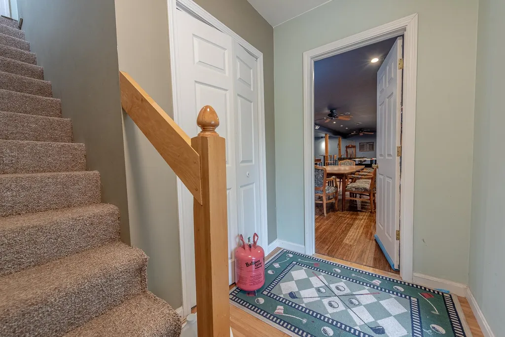 1166 Nh Route 175 Campton NH 03223