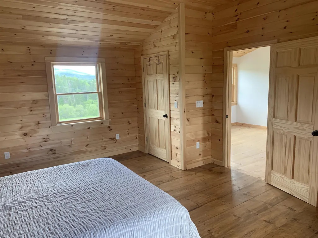 1006 Golf Links Road Colebrook NH 03576