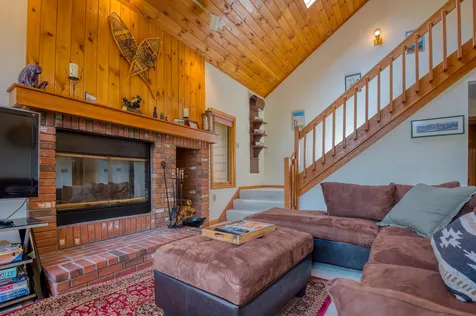 467 Hannah Loop Carroll NH 03575