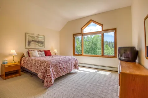 467 Hannah Loop Carroll NH 03575
