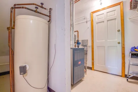 467 Hannah Loop Carroll NH 03575