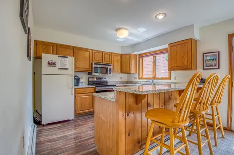 467 Hannah Loop Carroll NH 03575