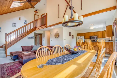 467 Hannah Loop Carroll NH 03575
