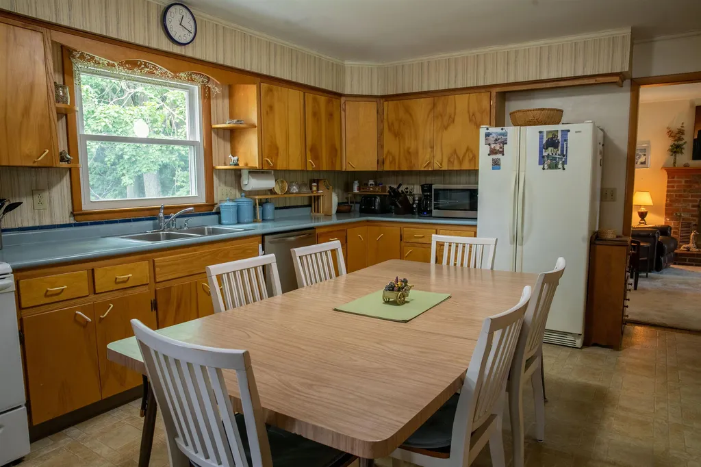 176 Laurel Hill Drive South Burlington VT 05452