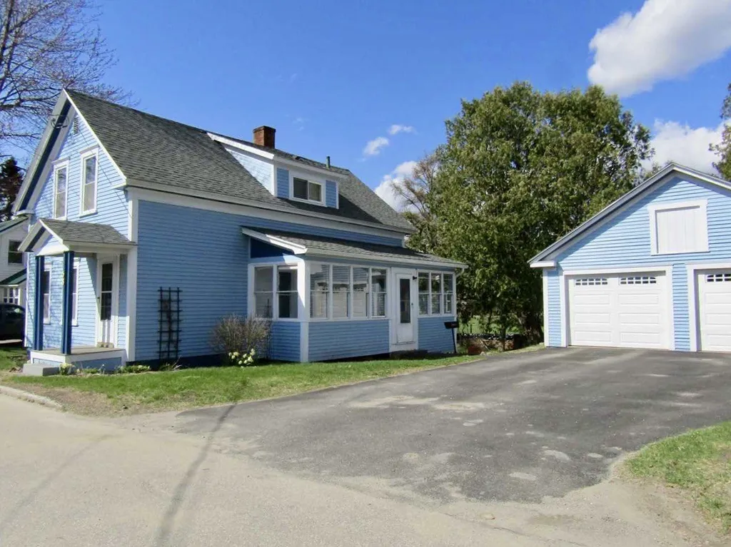 58 Bridge Street Colebrook NH 03576