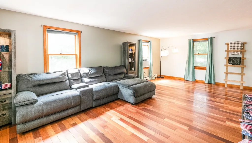 103 Hillside Drive Henniker NH 03242
