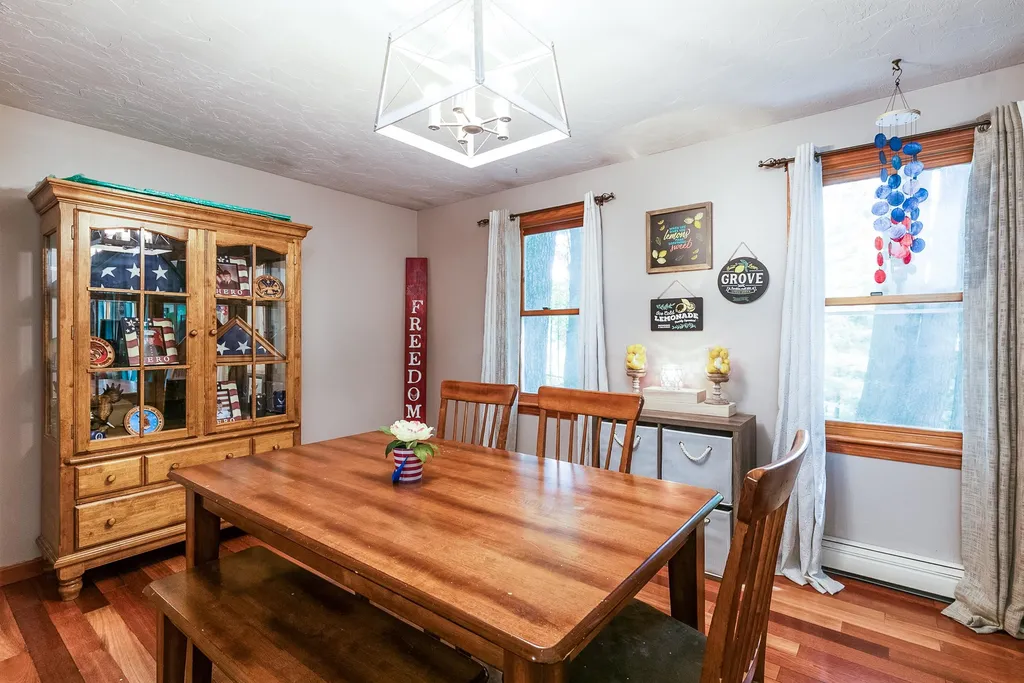 103 Hillside Drive Henniker NH 03242