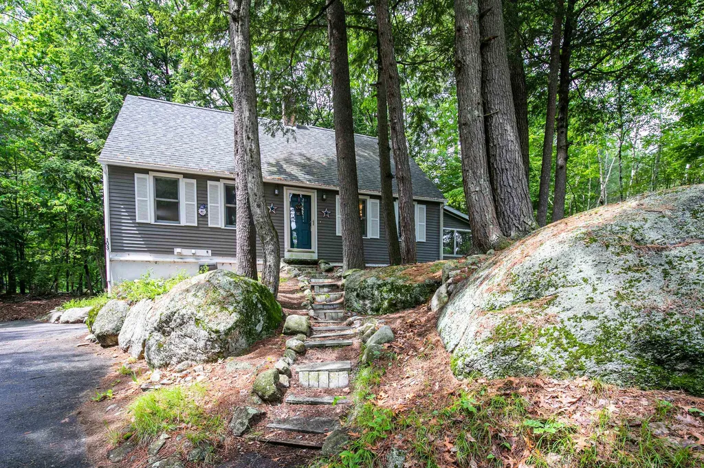 103 Hillside Drive Henniker NH 03242