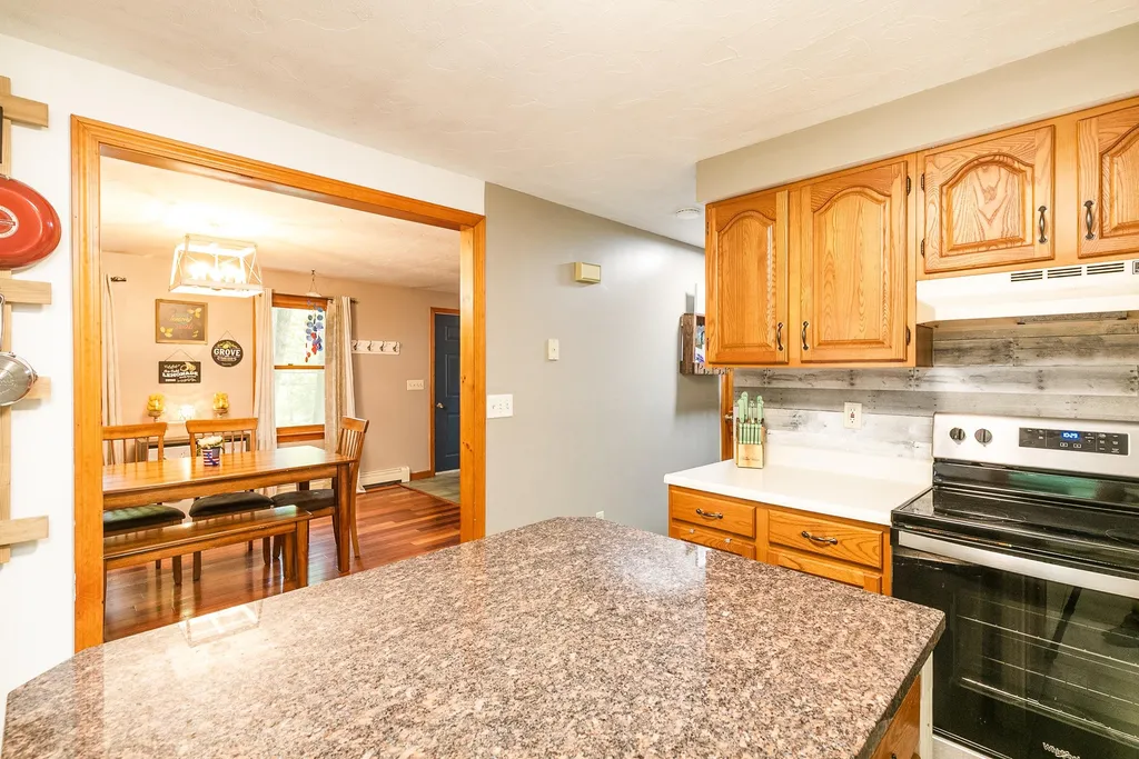 103 Hillside Drive Henniker NH 03242