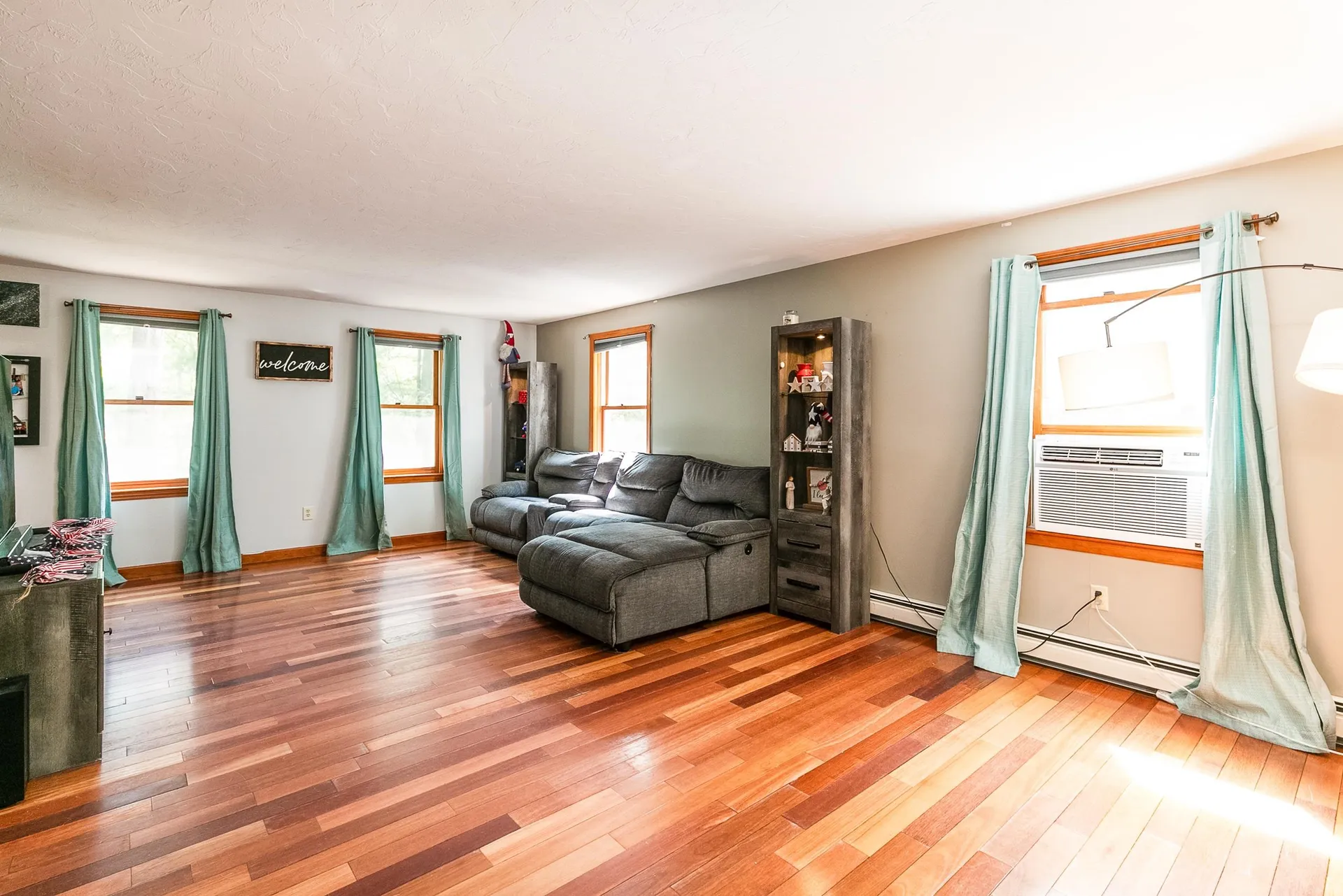 103 Hillside Drive Henniker NH 03242