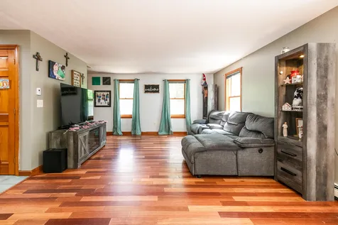 103 Hillside Drive Henniker NH 03242