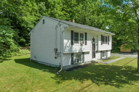 107 Valley Street Laconia NH 03246