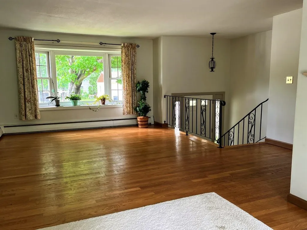 6 Westhill Drive Nashua NH 03062