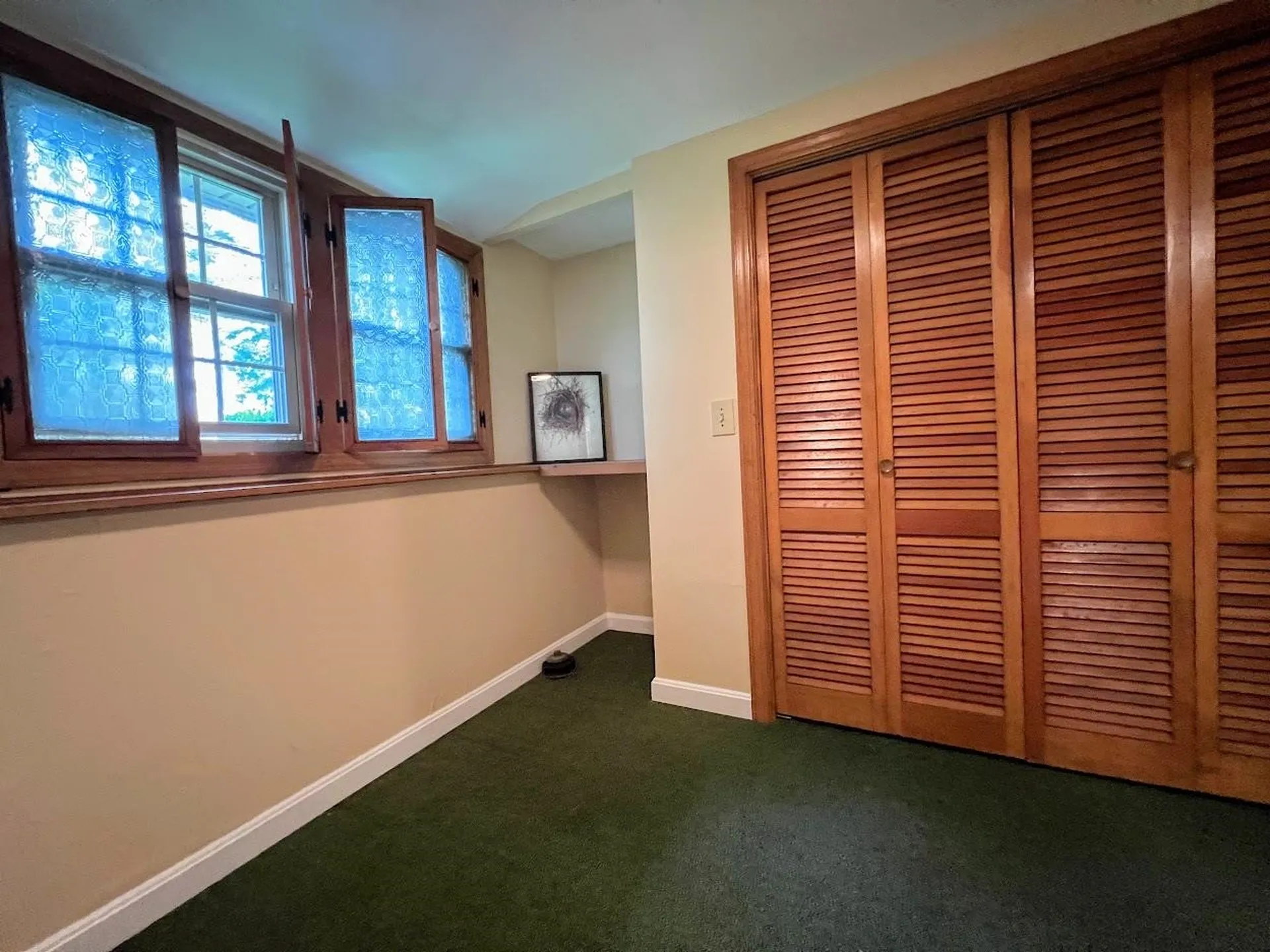 6 Westhill Drive Nashua NH 03062