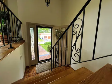 6 Westhill Drive Nashua NH 03062
