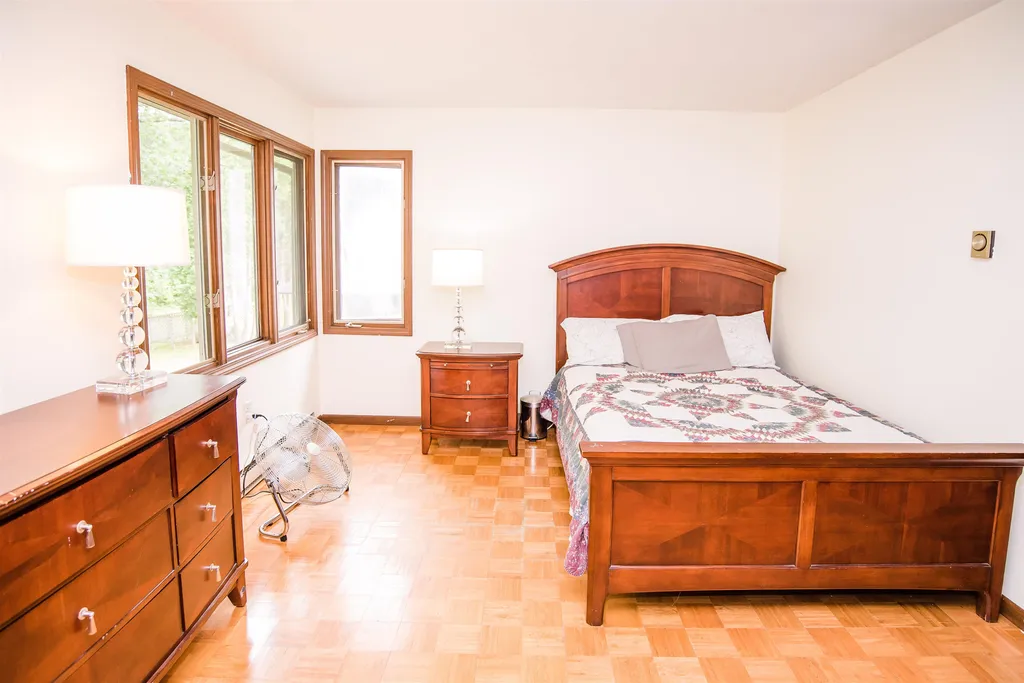 7 Wrisley Court Essex VT 05452