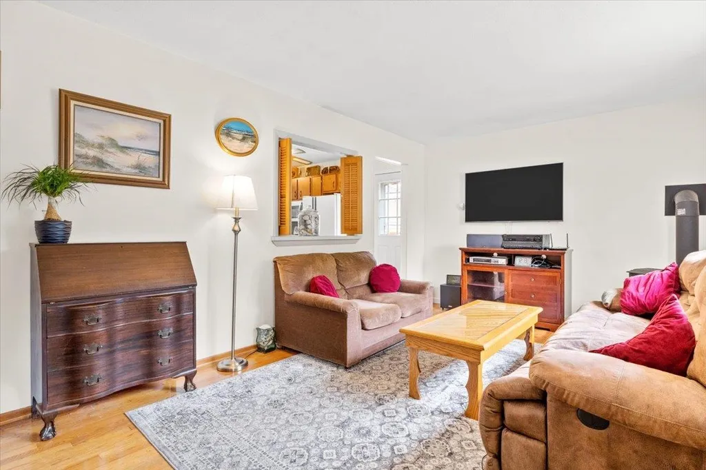 195 James Avenue Burlington VT 05408