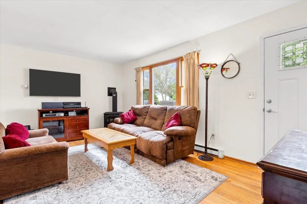 195 James Avenue Burlington VT 05408