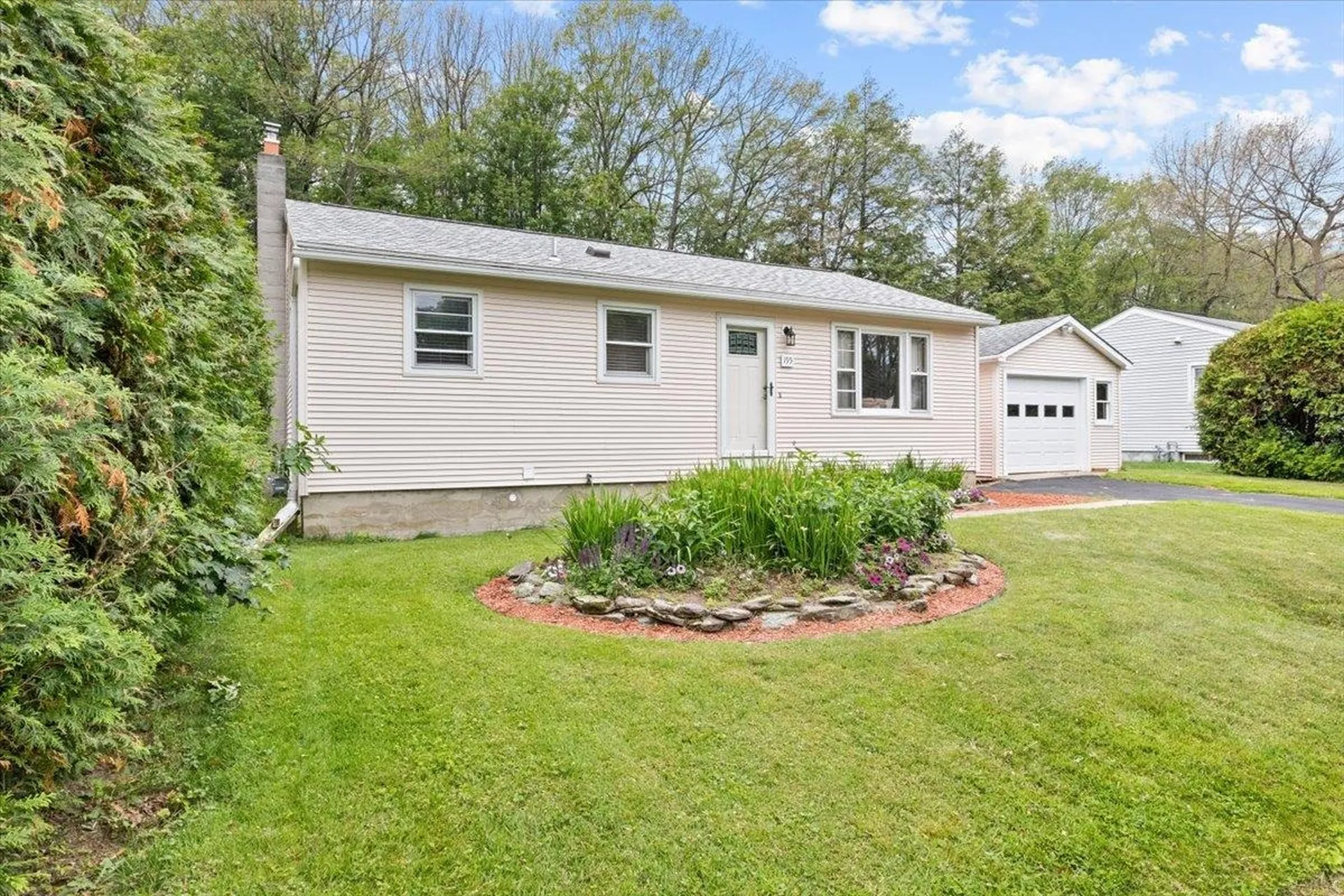 195 James Avenue Burlington VT 05408