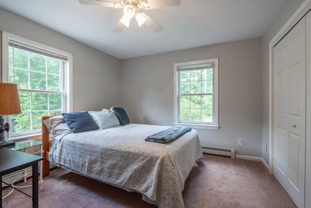 17 Vista Way Barrington NH 03825