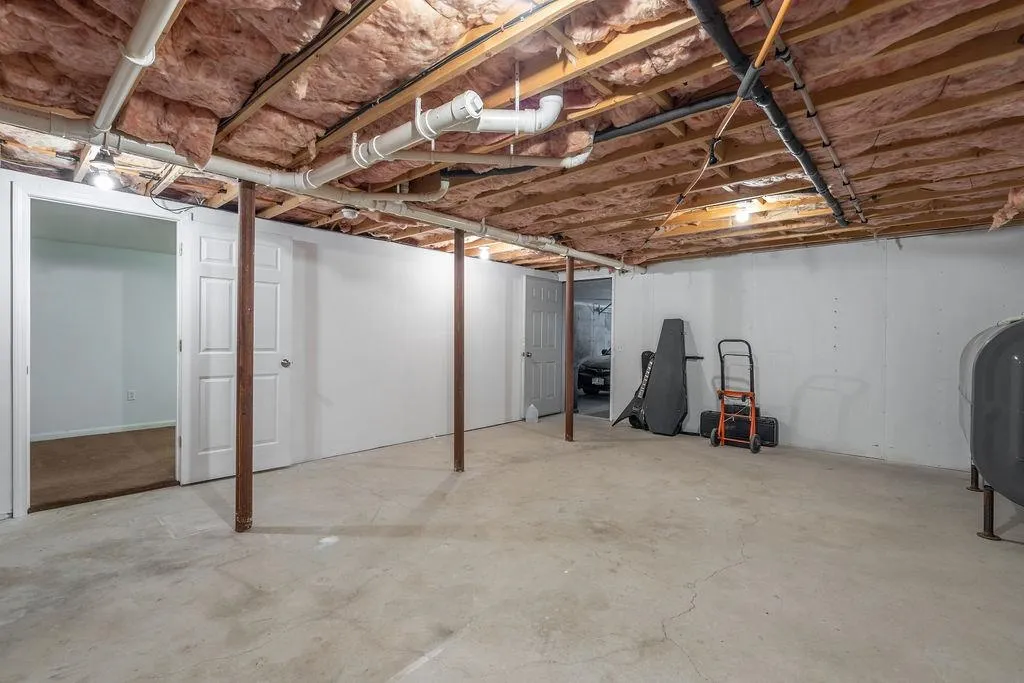 17 Vista Way Barrington NH 03825