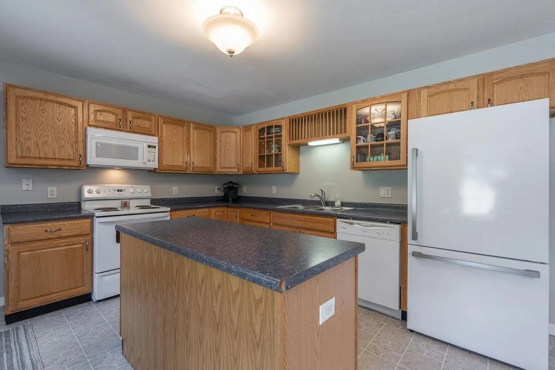 17 Vista Way Barrington NH 03825