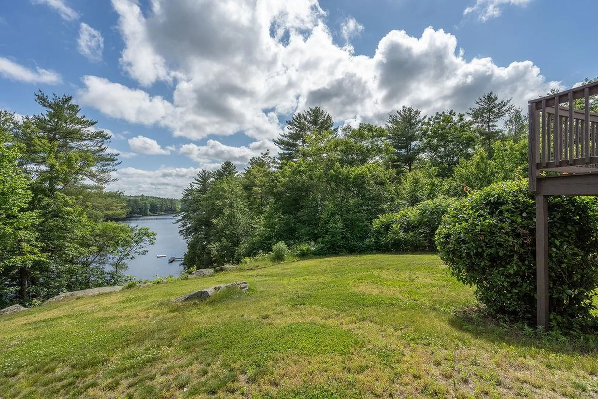 17 Vista Way Barrington NH 03825