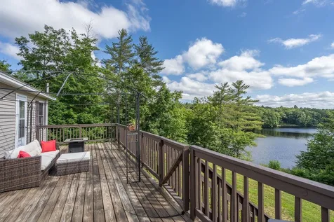 17 Vista Way Barrington NH 03825