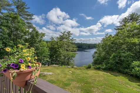 17 Vista Way Barrington NH 03825