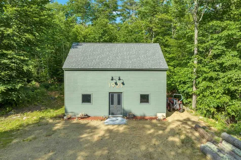 19 Nh Route 140 Gilmanton NH 03237