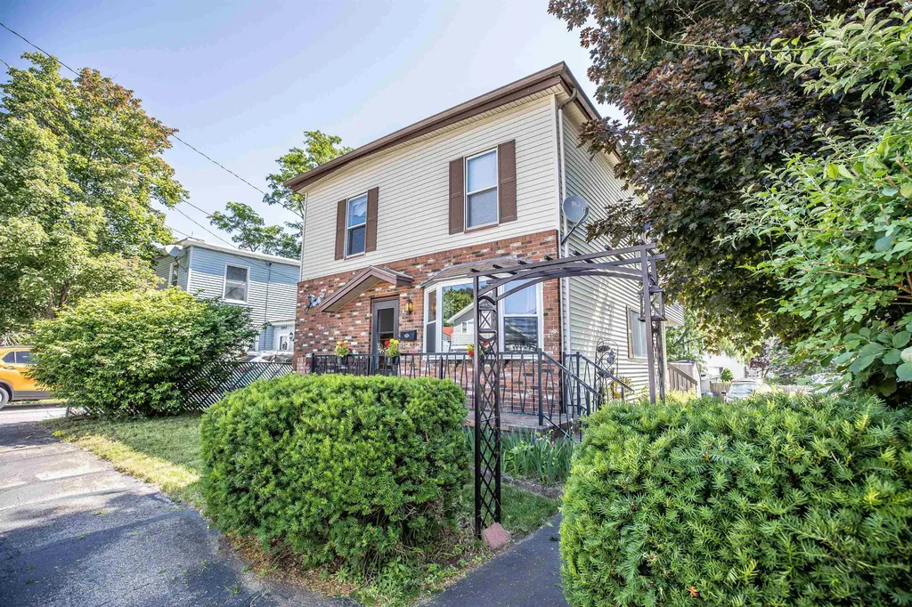197 Laval Street Manchester NH 03102