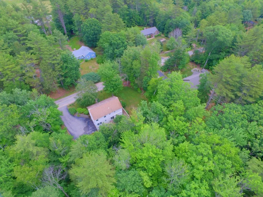 16 Berrywood Drive Wolfeboro NH 03894