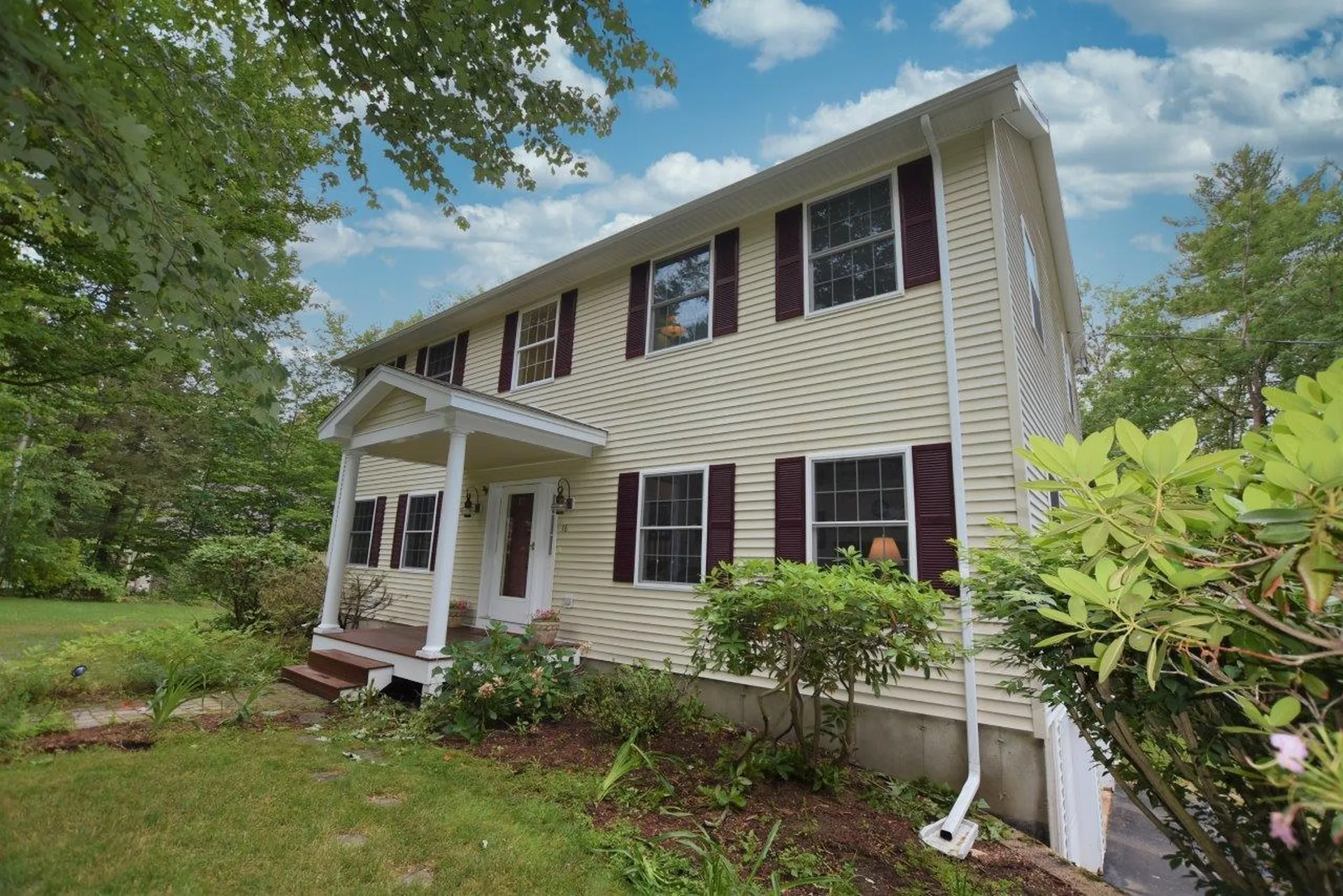 16 Berrywood Drive Wolfeboro NH 03894
