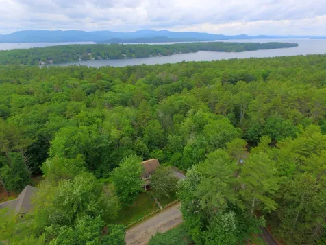 16 Berrywood Drive Wolfeboro NH 03894