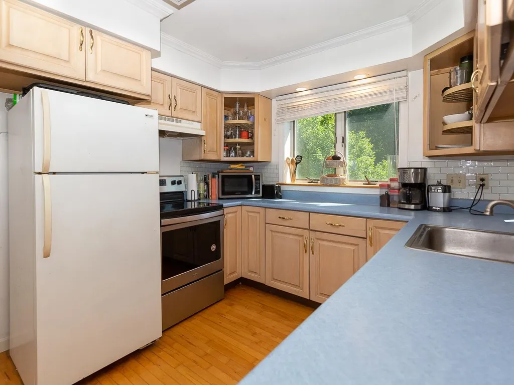 29 Riverside Farm Drive Lee NH 03861