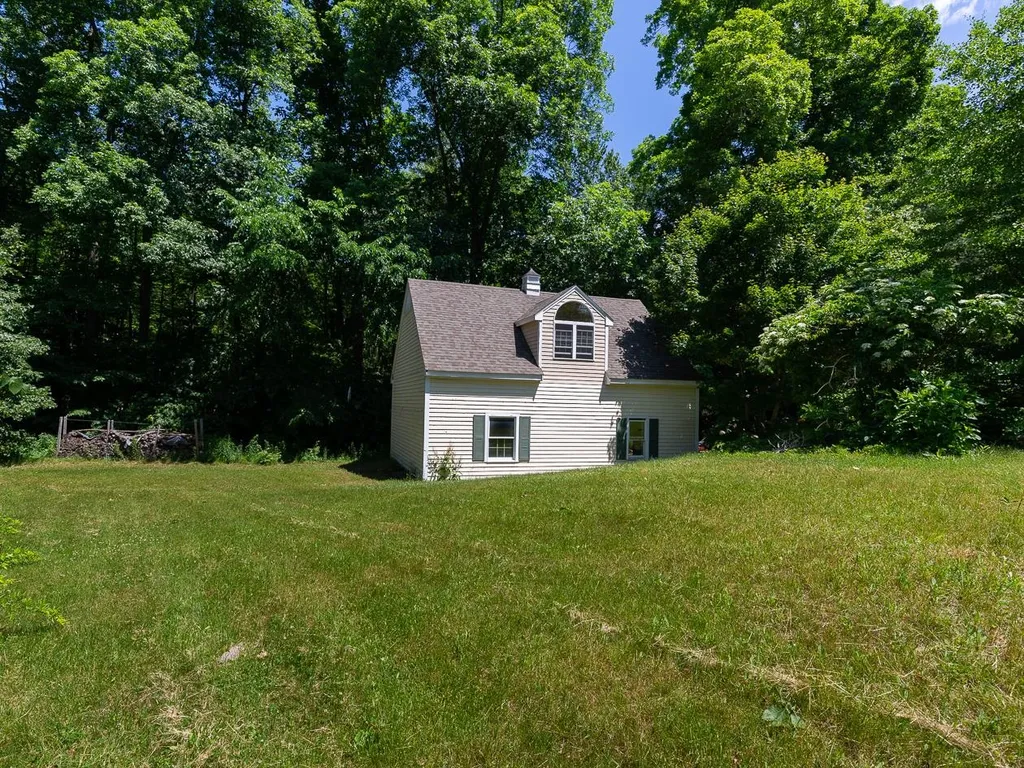 29 Riverside Farm Drive Lee NH 03861