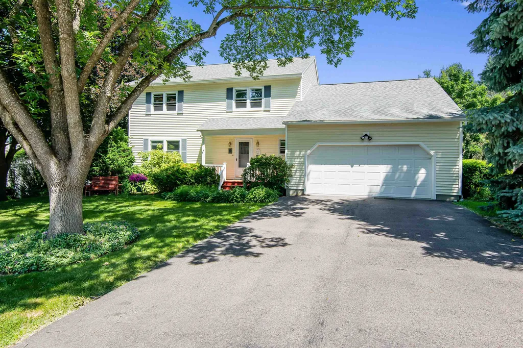 7 Baycrest Drive South Burlington VT 05403