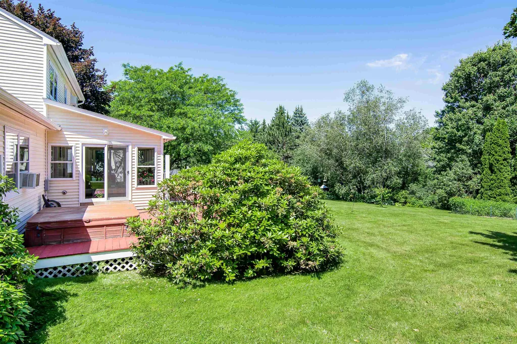 7 Baycrest Drive South Burlington VT 05403