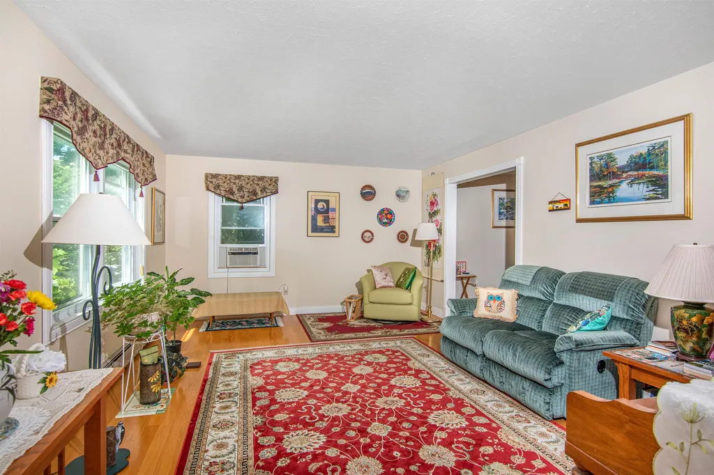 7 Baycrest Drive South Burlington VT 05403
