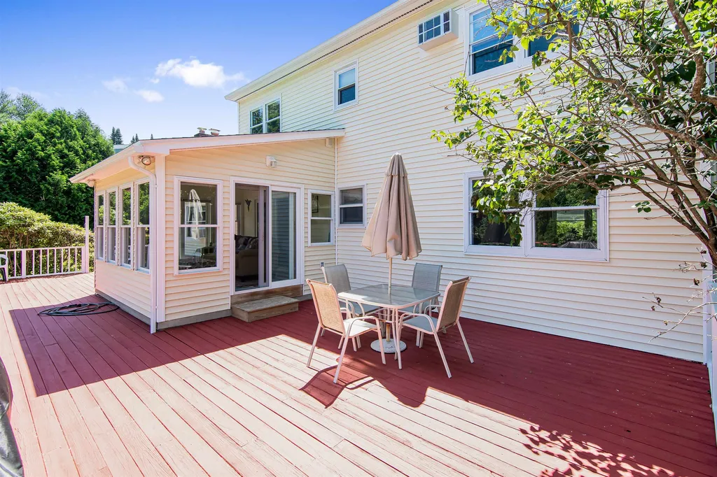 7 Baycrest Drive South Burlington VT 05403