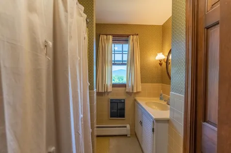 154 Ledge Hill Road Tuftonboro NH 03816