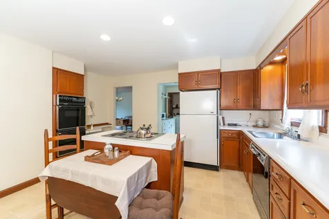 154 Ledge Hill Road Tuftonboro NH 03816
