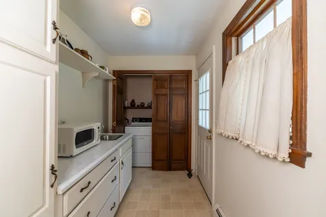 154 Ledge Hill Road Tuftonboro NH 03816