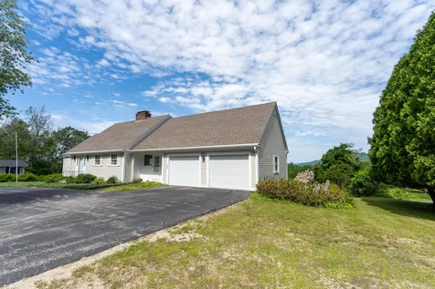 154 Ledge Hill Road Tuftonboro NH 03816