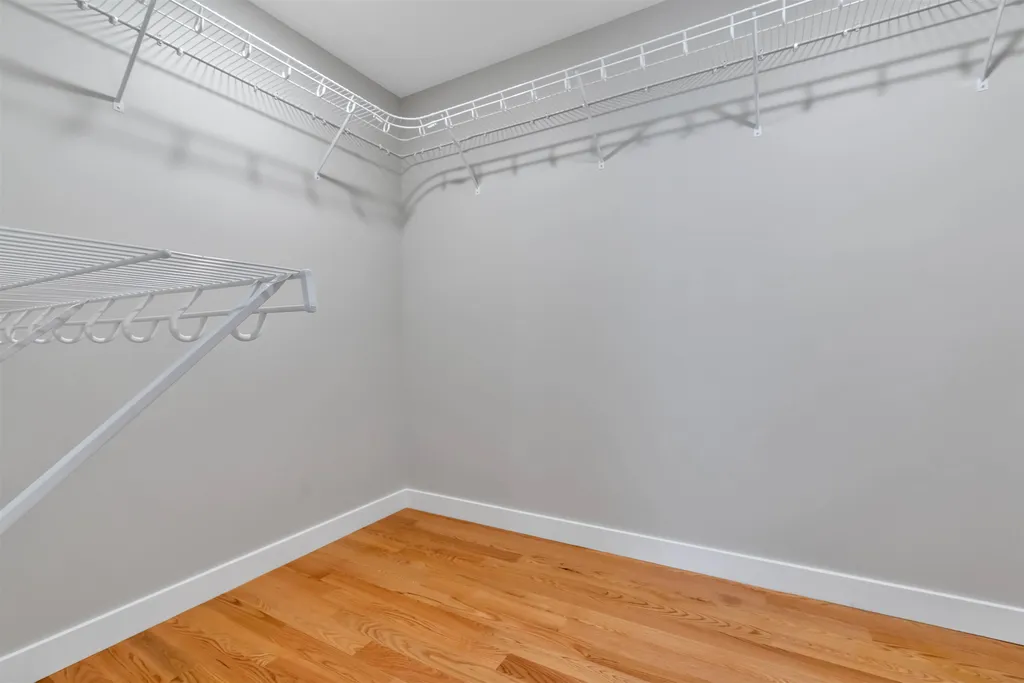 6 Tannery Way Kensington NH 03833