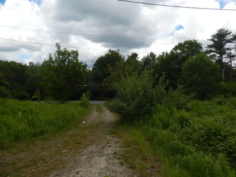 17 Bradford Road Sunapee NH 03782