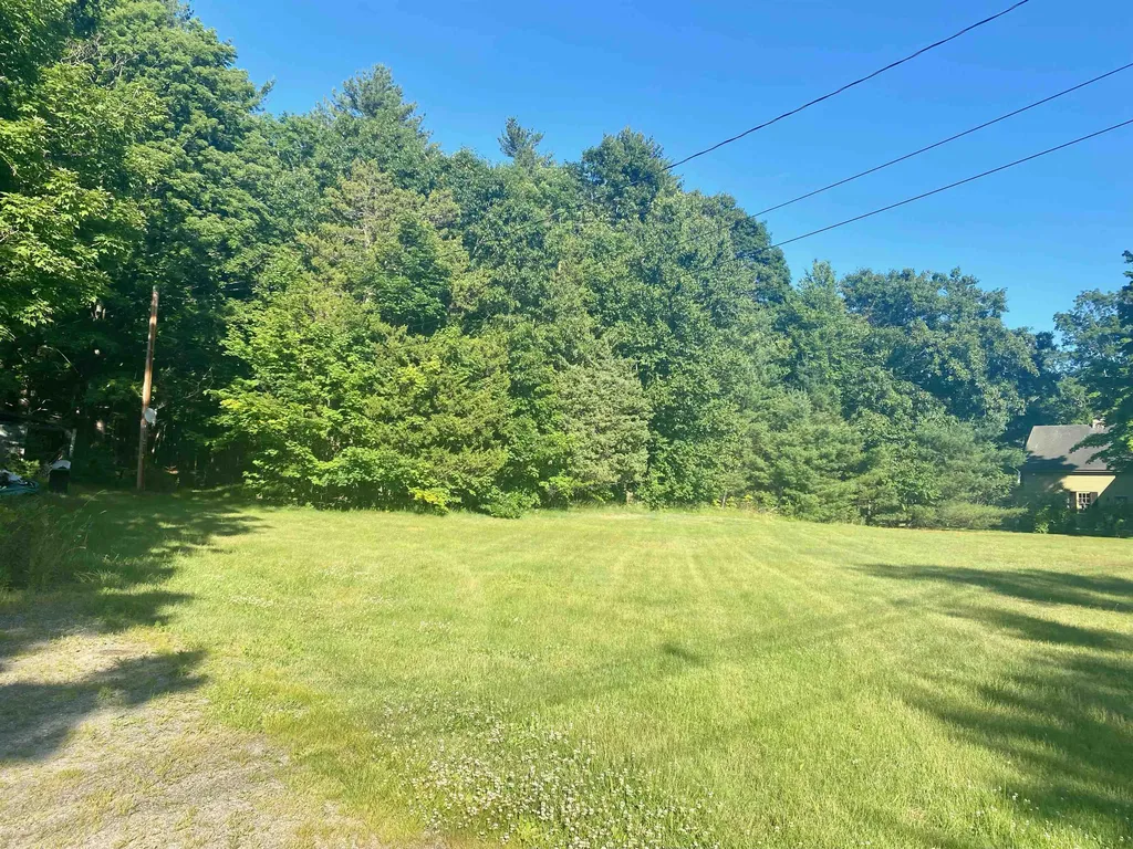 65 North Main Street Newton NH 03858