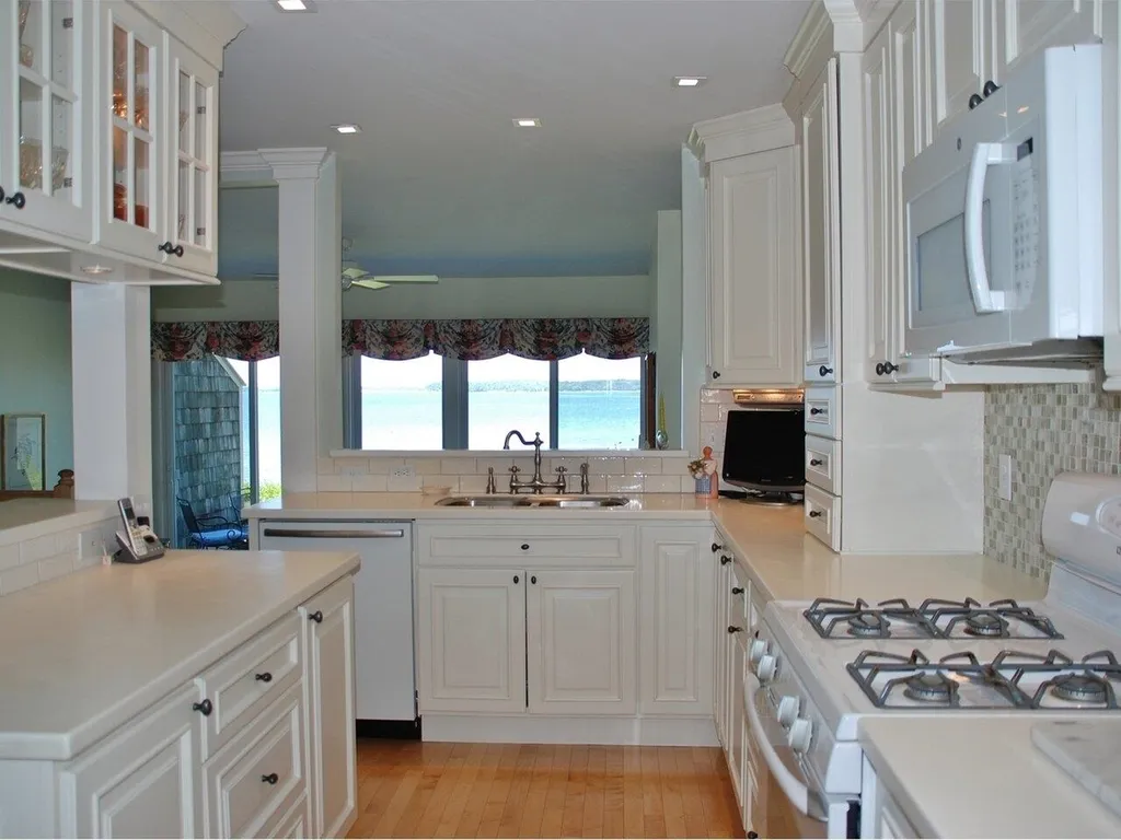 6 Harbor Watch Road Burlington VT 05401