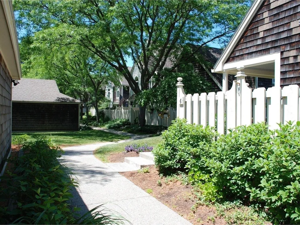 6 Harbor Watch Road Burlington VT 05401