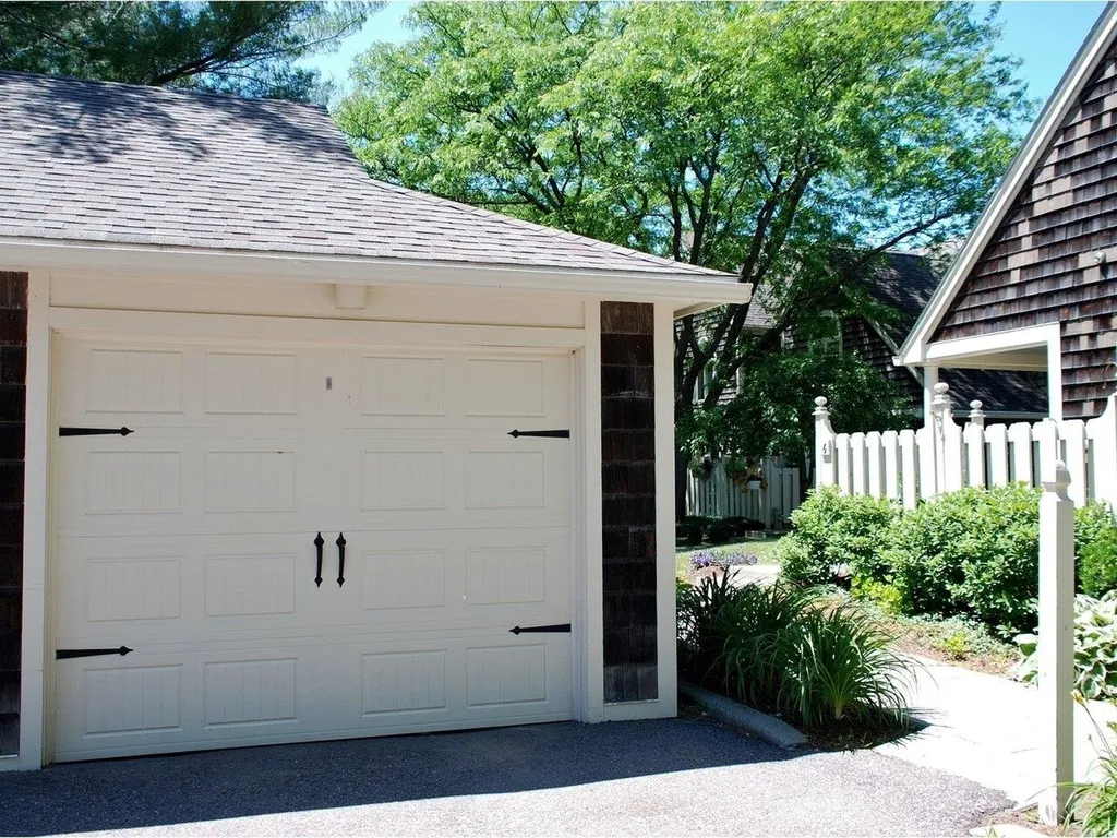 6 Harbor Watch Road Burlington VT 05401